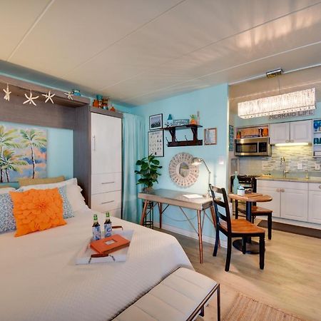 Chic Virginia Beach Retreat - Pool, Steps To Beach 외부 사진